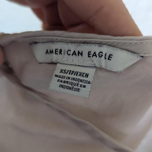 Extra Small American Eagle cream spaghetti top - Picture 4 of 7